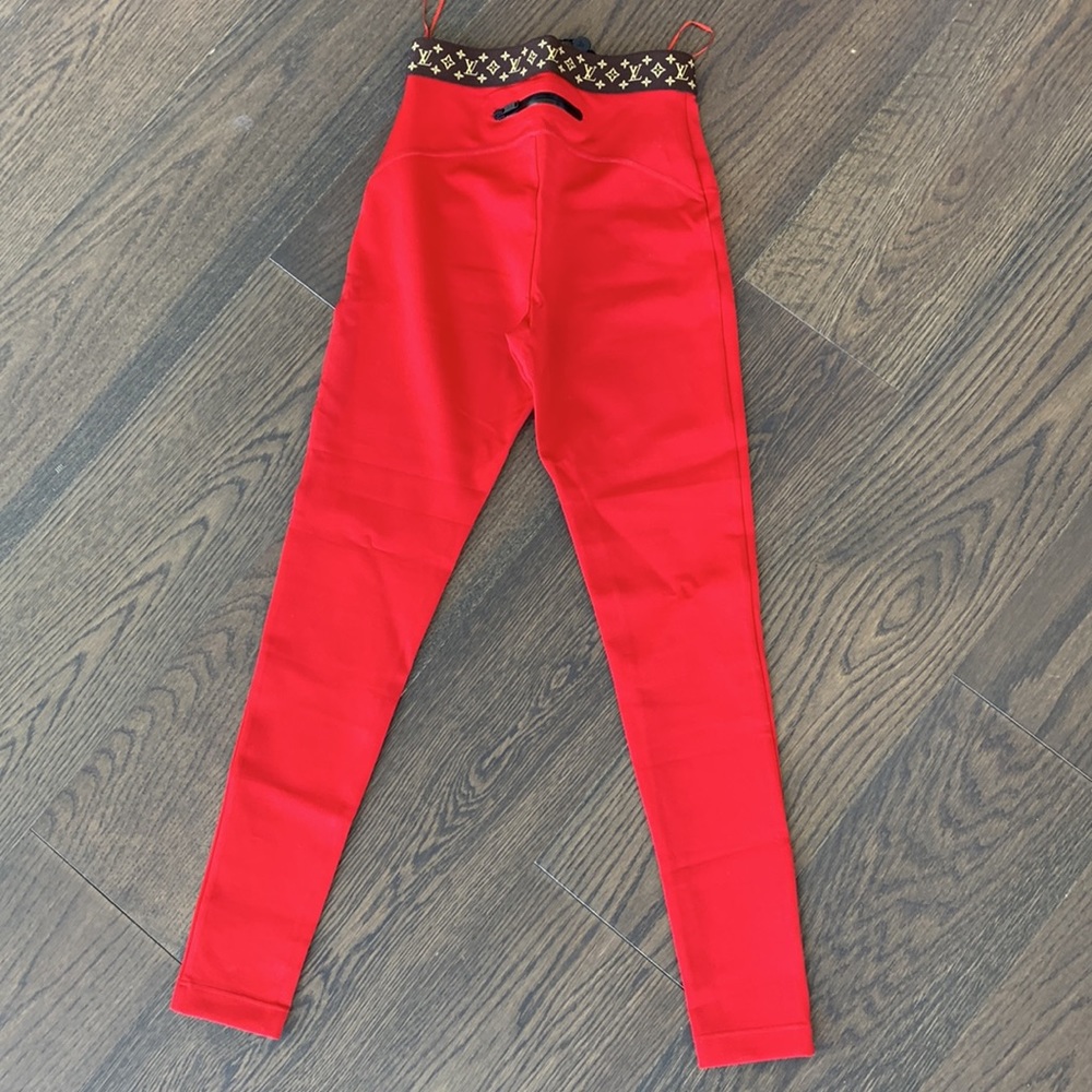 LOUIS VUITTON RED LEGGINGS SIZE 36 - Picture 4 of 12